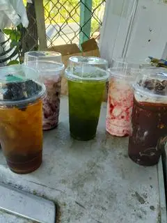Hình ảnh Hồng trà trân châu - sương sáo