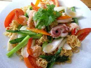 Hình ảnh mì xào hải sản