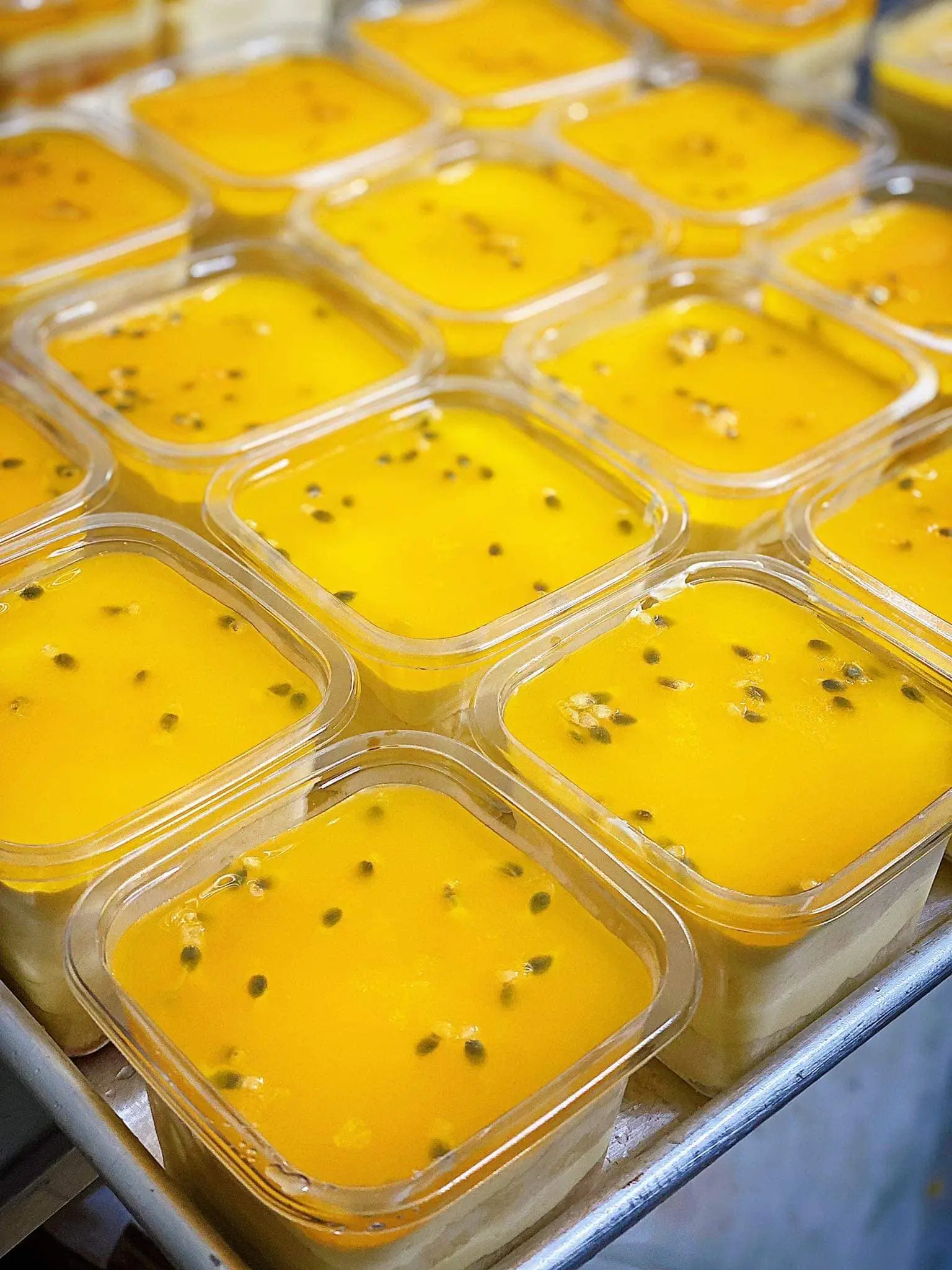 Hình ảnh Bánh mousse chanh leo