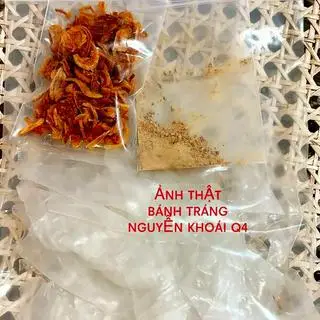 Hình ảnh Bánh tráng phơi sương muối - hành phi