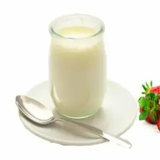 Hình ảnh Sữa chua đánh đá