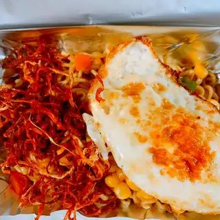 Hình ảnh Mì Trộn Indomie Trứng ốp la