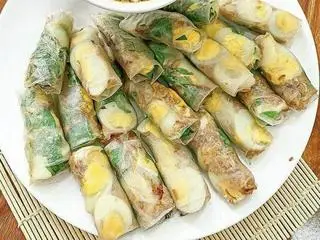 Hình ảnh Bánh tráng cuốn trứng