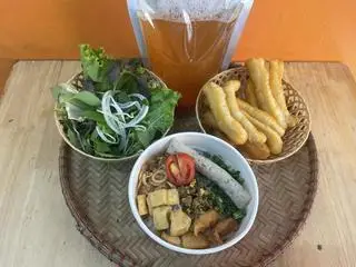Hình ảnh Bún riêu giò đậu tóp mỡ hành phi