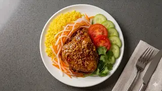 Hình ảnh Cơm gà MÁ ĐÙI (xốt mắm tỏi)