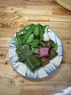 Hình ảnh Nem chua nướng (phần nhỏ)