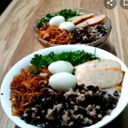 Hình ảnh Bánh đúc nóng  trứng thịt chả quế