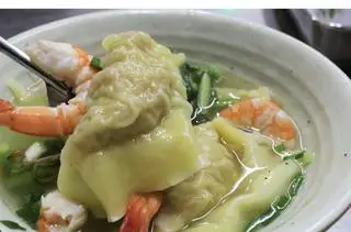 Hình ảnh Hoành thánh tôm tươi 