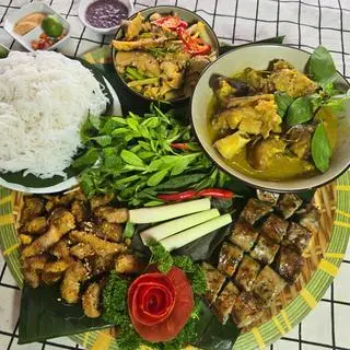 Hình ảnh Mẹt lợn 5(3-4 ng ăn)