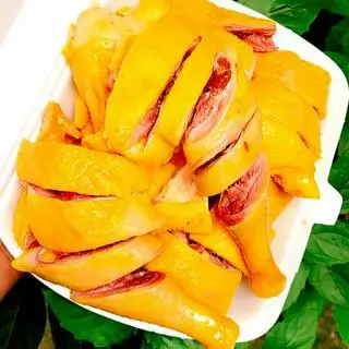 Hình ảnh Gà ủ muối hoa tiêu - 1 con