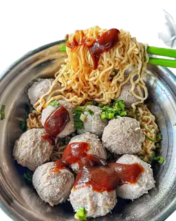 Hình ảnh Mì bò viên Thái lan