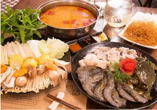 Hình ảnh Lẩu Thái Hải Sản size Lớn 199k