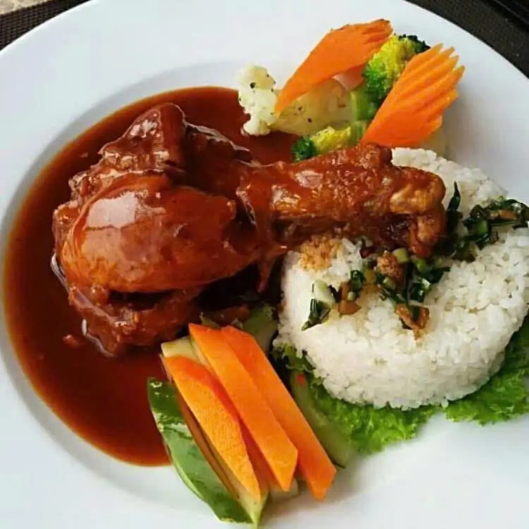 Hình ảnh Cơm gà sốt BBQ