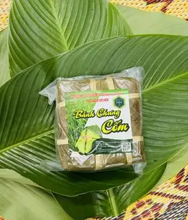 Hình ảnh Bánh trưng cốm mộc (1-1,2kg-1 chiếc)