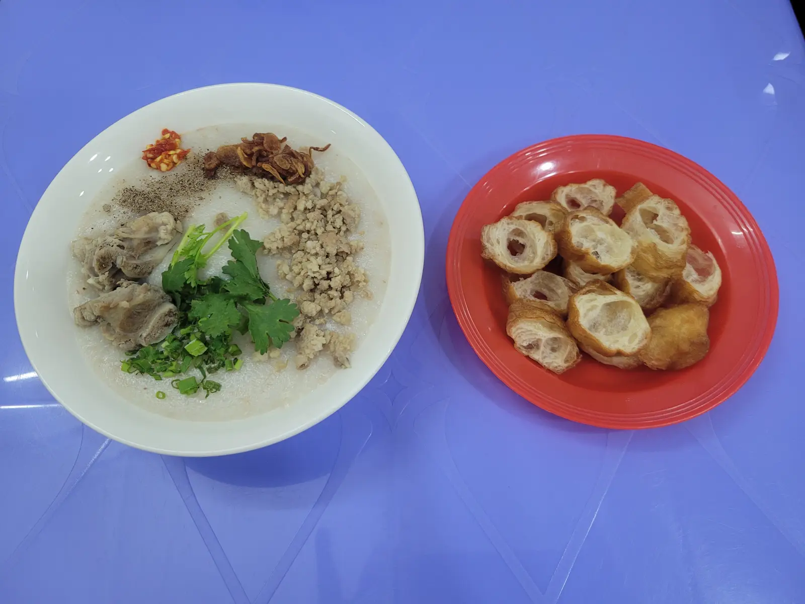 Hình ảnh Cháo Thịt Bằm + Sườn + Quẩy