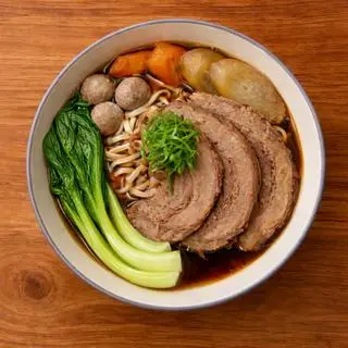 Hình ảnh Mì bò Đài Loan / 台灣牛肉麵 / Taiwanese Beef Noodles