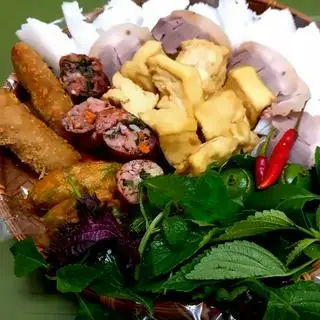 Hình ảnh Bún đậu đầy đủ