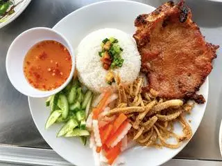 Hình ảnh Cơm sườn bì