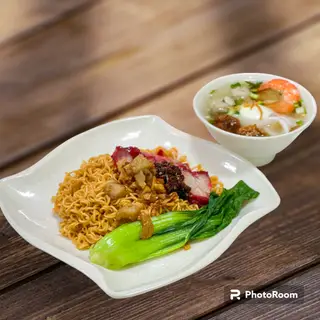 Hình ảnh Mì Gói Trộn Thập Cẩm