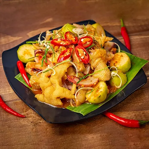 Hình ảnh Chân gà rút xương sốt Thái / Sả tắc