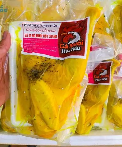 Hình ảnh Gà Ủ Muối Hoa Tiêu 1 Con - Không Chặt