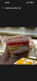 Hình ảnh Bánh kem dâu tây