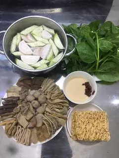 Hình ảnh Lẩu bò 2-3 người (450g)