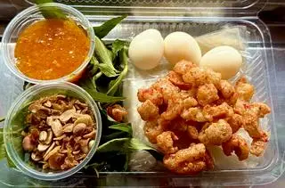 Hình ảnh Chấm muối béo( bánh phơi sương)
