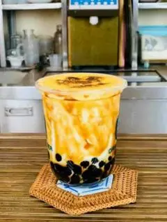 Hình ảnh Sữa tươi trân châu đường đen kem trứng