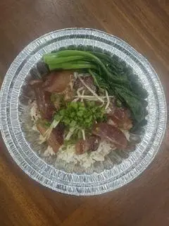 Hình ảnh Cơm niêu lập vị 腊味煲仔飯