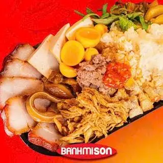 Hình ảnh Xôi heo quay, lạp xưởng & trứng gà non