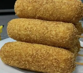 Hình ảnh Mì trộn Indomie Chả giò chiên