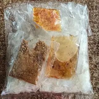 Hình ảnh Bánh tráng dẻo sốt tắc