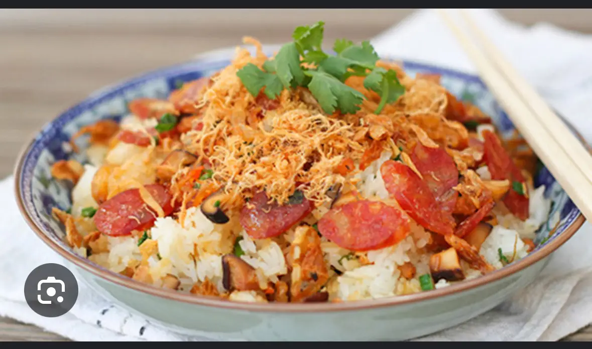 Hình ảnh xôi pate chả thịt 