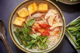 Hình ảnh Bún thái