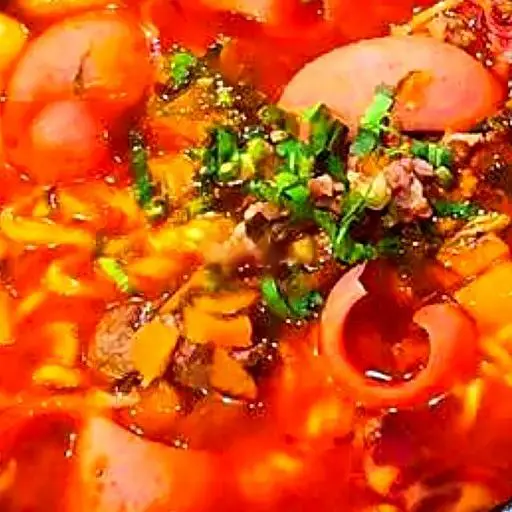 Hình ảnh Mỳ cay trứng - xúc xích