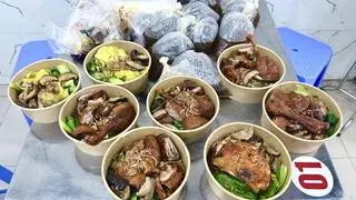 Hình ảnh Mì Gà Quay Xá Xíu Khô