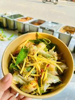 Hình ảnh Bánh tráng cuốn khô bò mỡ hành