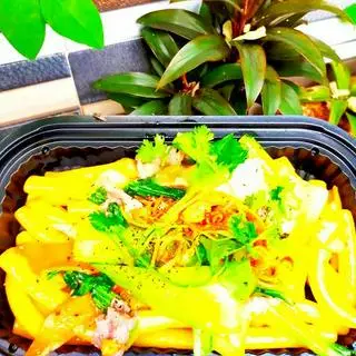 Hình ảnh Nui xào bò