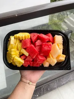Hình ảnh Combo 3 món: Thơm+ Dưa lưới + Hấu