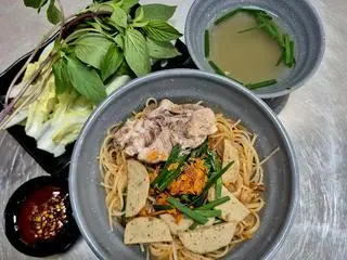 Hình ảnh Mì Khô Xương - Bò Viên