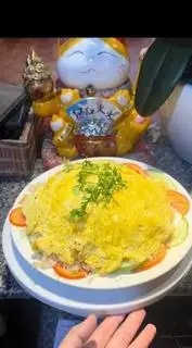 Hình ảnh Cơm Chiên Tỏi Phủ Trứng 