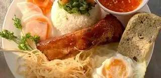Hình ảnh Cơm tấm sườn non cọng + chả