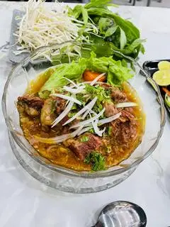 Hình ảnh Bò kho bánh mì