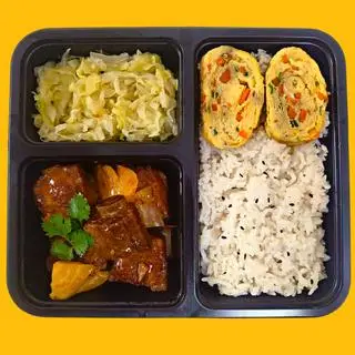 Hình ảnh Cơm Sườn Xào Dứa 