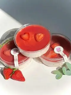Hình ảnh Mousse Dâu Tây