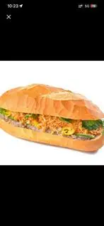 Hình ảnh Bánh Mì Pate Chà Bông Chay