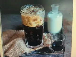Hình ảnh caffe đen đá