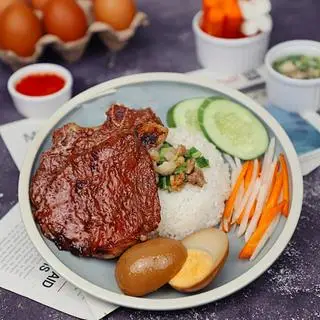 Hình ảnh Cơm Sườn Trứng Kho