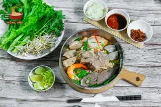 Hình ảnh Hủ tiếu nước đặc biệt có xương